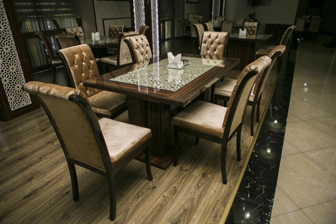 Azalea Hotel Baku Ngoại thất bức ảnh