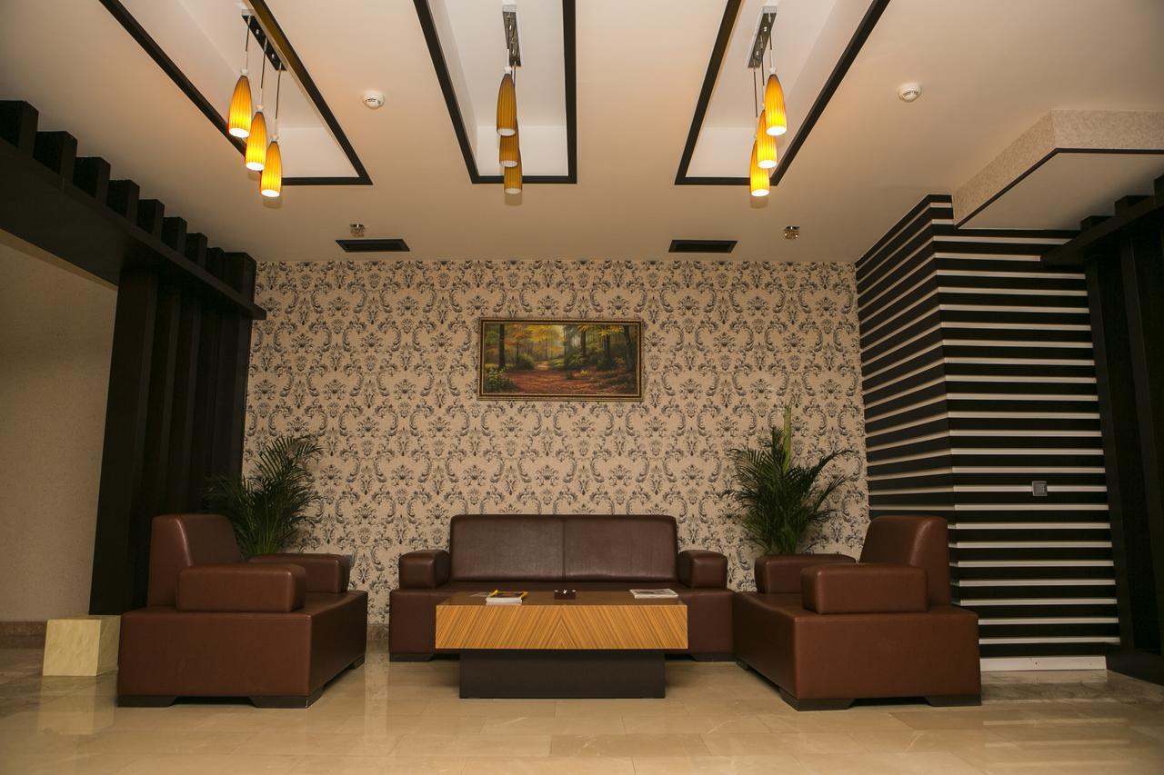 Azalea Hotel Baku Ngoại thất bức ảnh